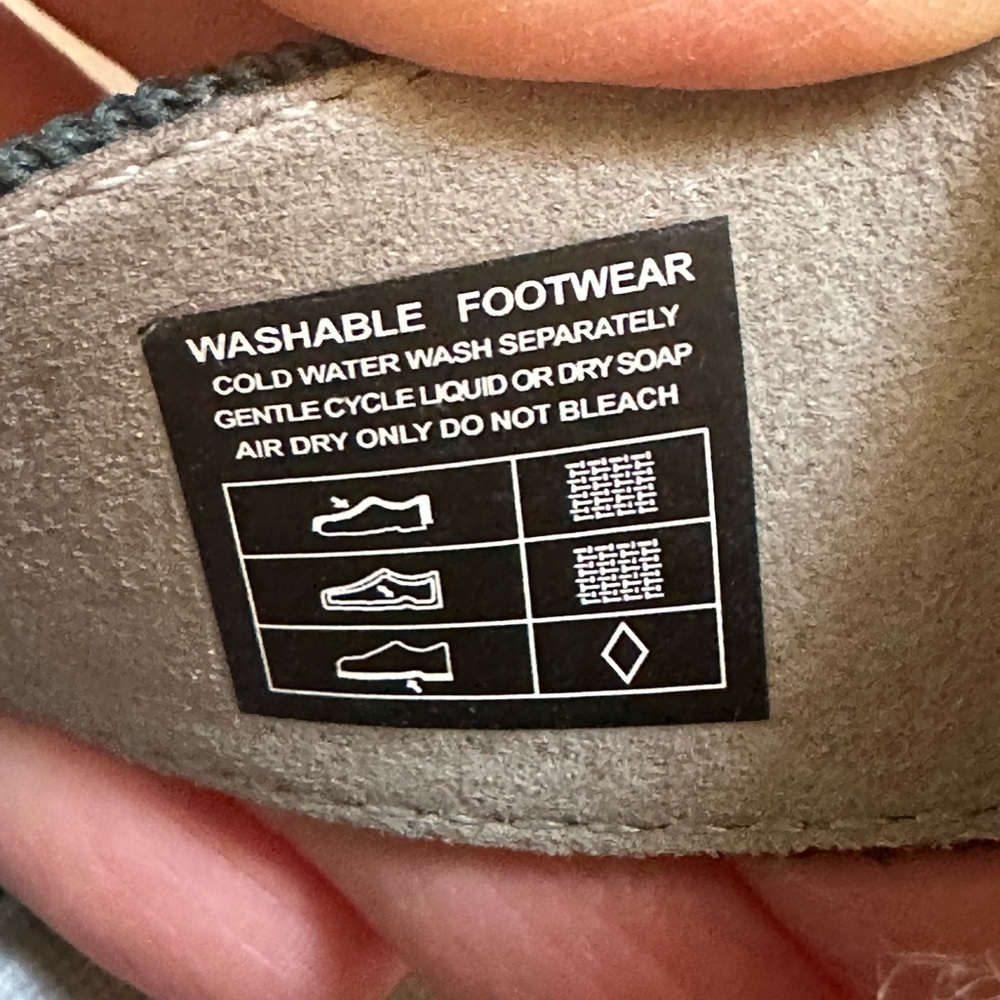 Keen Women's Sandals in Teal and Aqua - Picture 14 of 15